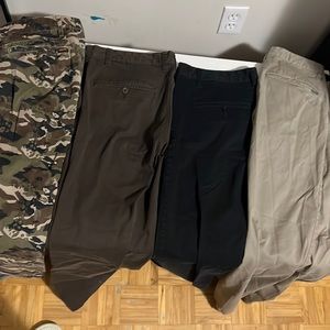 Volcom Pants size 32